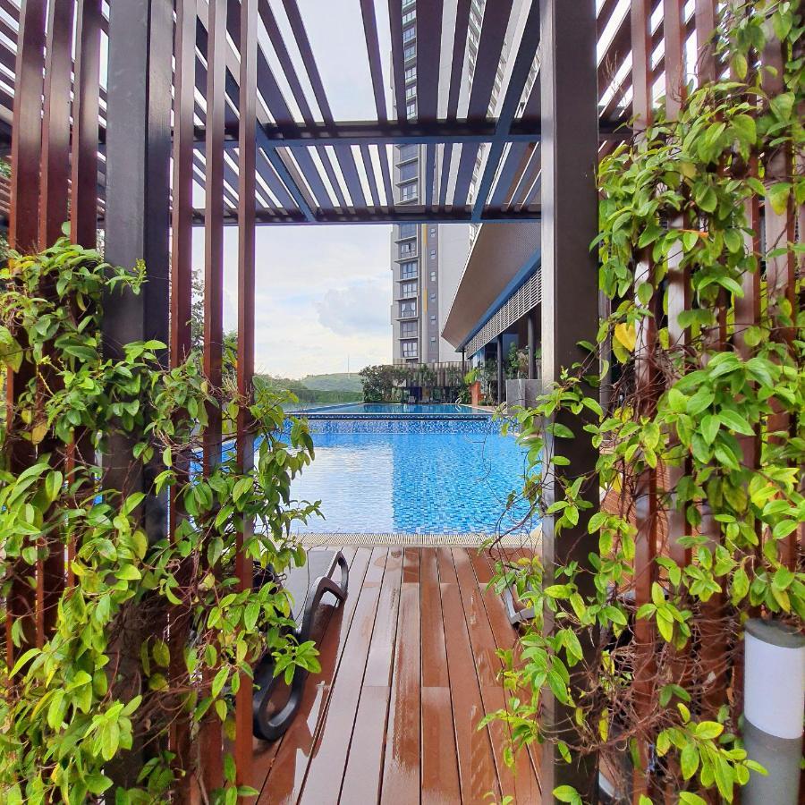 The Glass Homestay Putrajaya Exterior photo