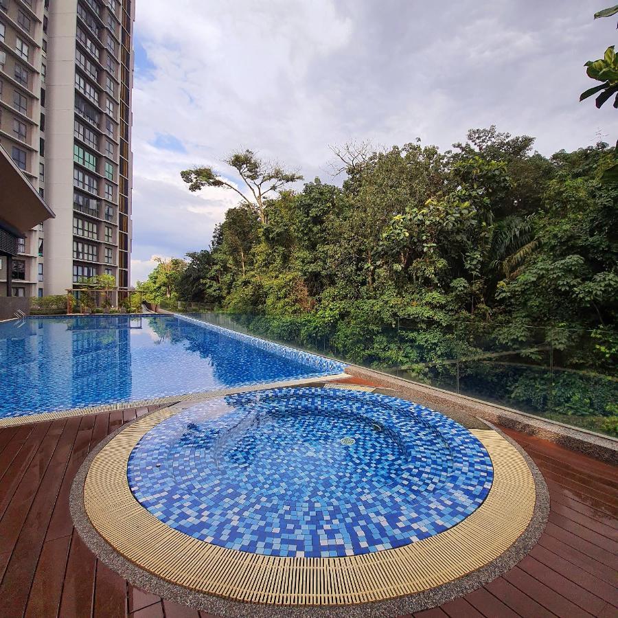 The Glass Homestay Putrajaya Exterior photo