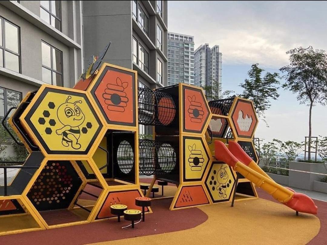 The Glass Homestay Putrajaya Exterior photo